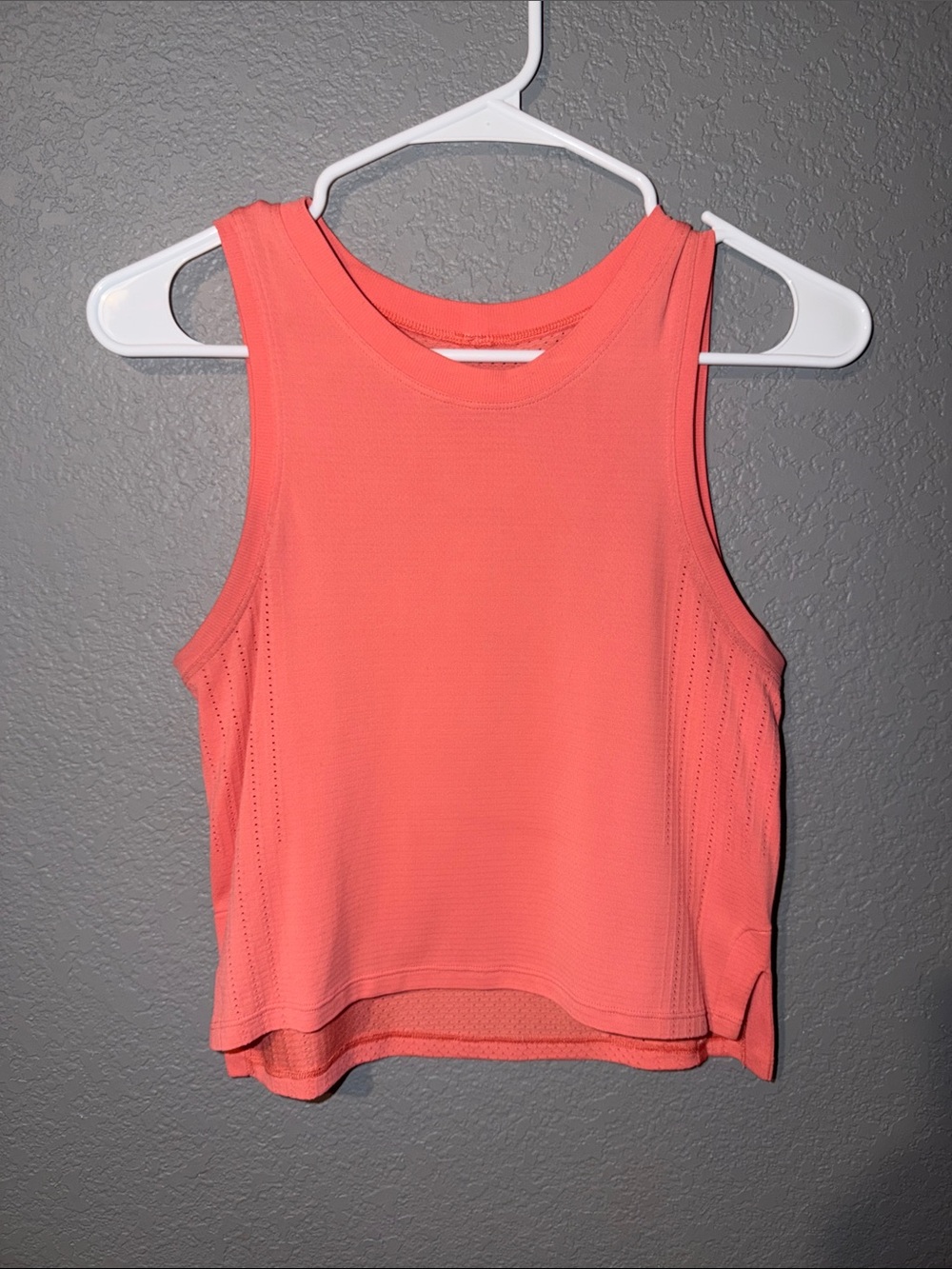 Lululemon Train to Be Tank Top Size: 2 Color: Coral